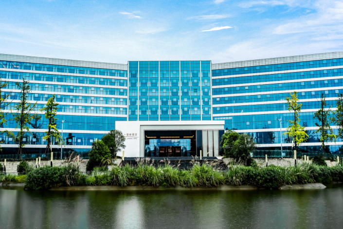 来利国际w66照明西充运营中心周年庆暨2021年度客户答谢会盛大召开